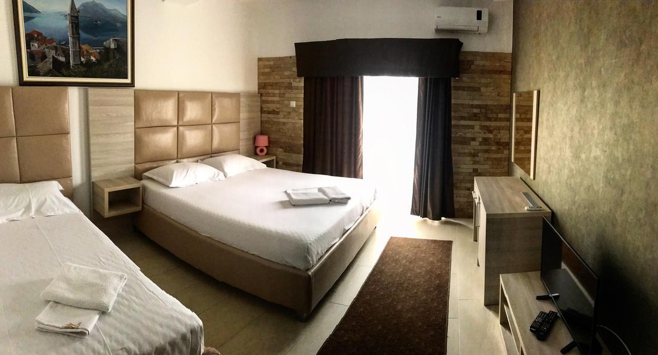 Hotel Imperial อุลซิน ภายนอก รูปภาพ